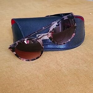 Oscar de la renta sunglasses